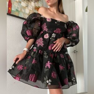 AMANDA UPRICHARD BLACK OFF SHOULDER FLORAL DRESS